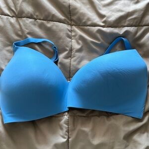 PINK Victoria's Secret Vibrant Blue Bra